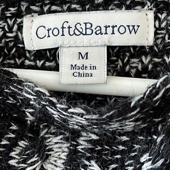 Womens’ Croft & Barrow Sweater M - Picture 3 of 5